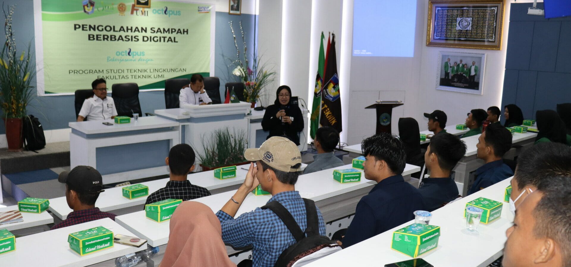 Training Pengolahan Sampah Berbasis Digital: Innovation Octopus and Study programme Environmental Engineering Faculty of Engineering University Muslim Indonesia