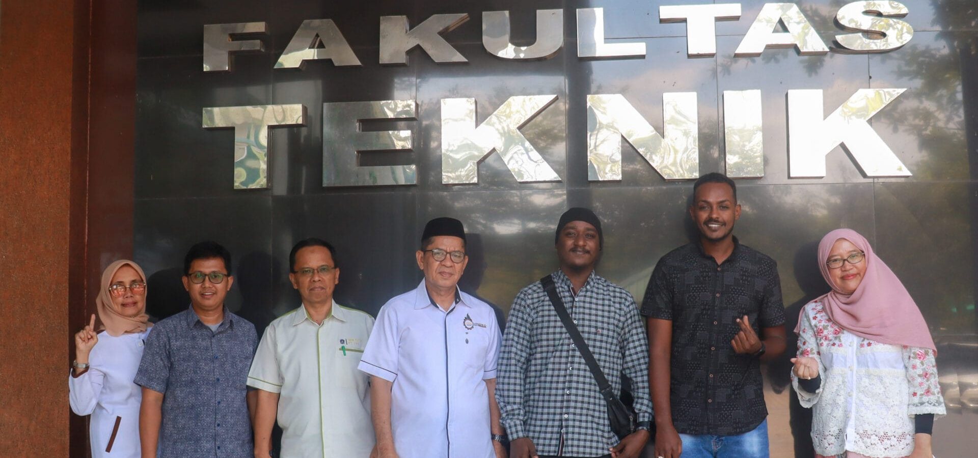 Dukung UMI Menuju University Berskala International, Faculty of Engineering Study programme Elektro Terima Students from Sudan.