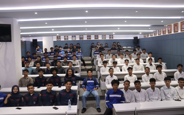 HMM Fakultas Teknik UMI Gelar Penyambutan Mahasiswa Baru Bertajuk Revolusioner Teknokrasi 032