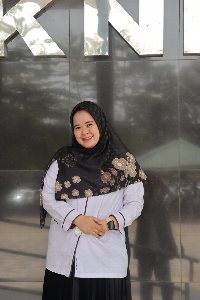Andi Eshi Nanangsari SKM