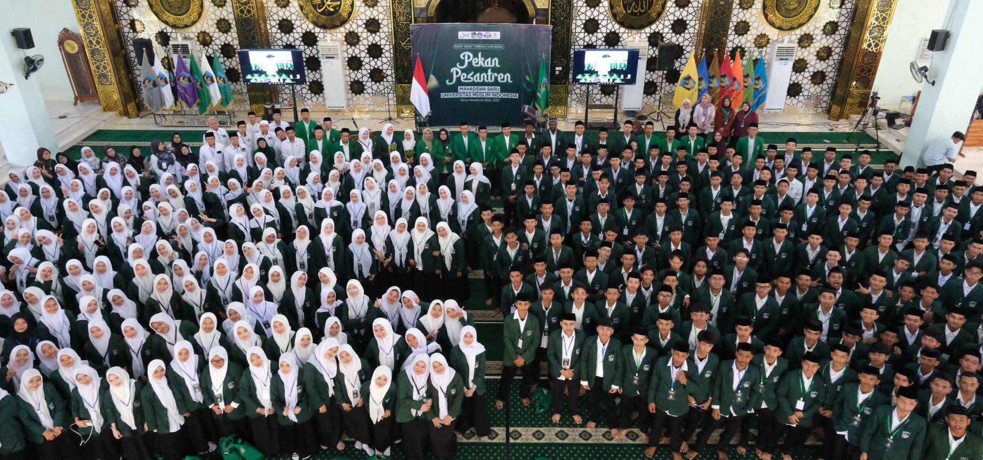 Pesantren Kilat di Pesantren Darul Mukhlisin Padang Lampe UMI, Momentum Strengthening Nilai Keislaman and Karakter Students