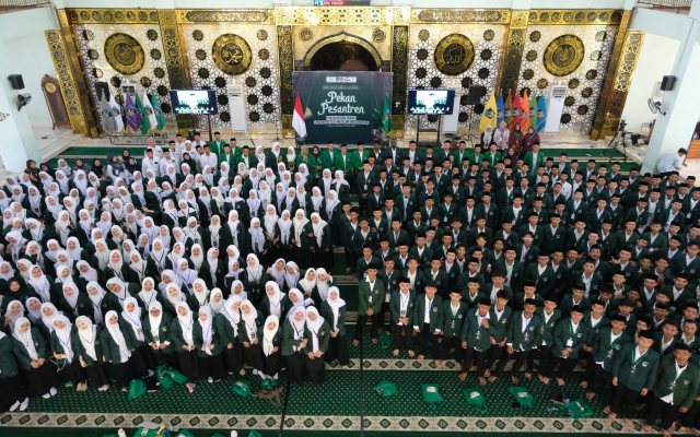Pesantren Kilat di Pesantren Darul Mukhlisin Padang Lampe UMI, Momentum Penguatan Nilai Keislaman dan Karakter Mahasiswa